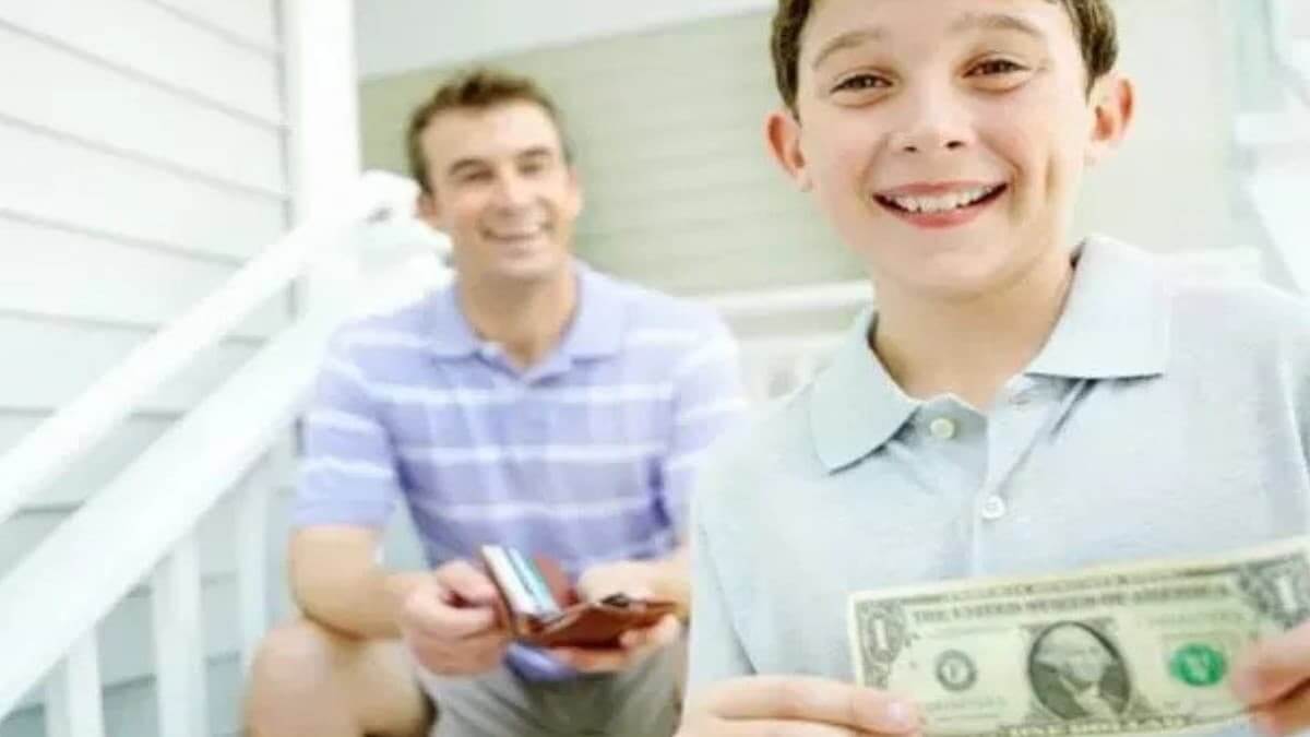 Pros and Cons of Advanced Child Tax Credit Payments